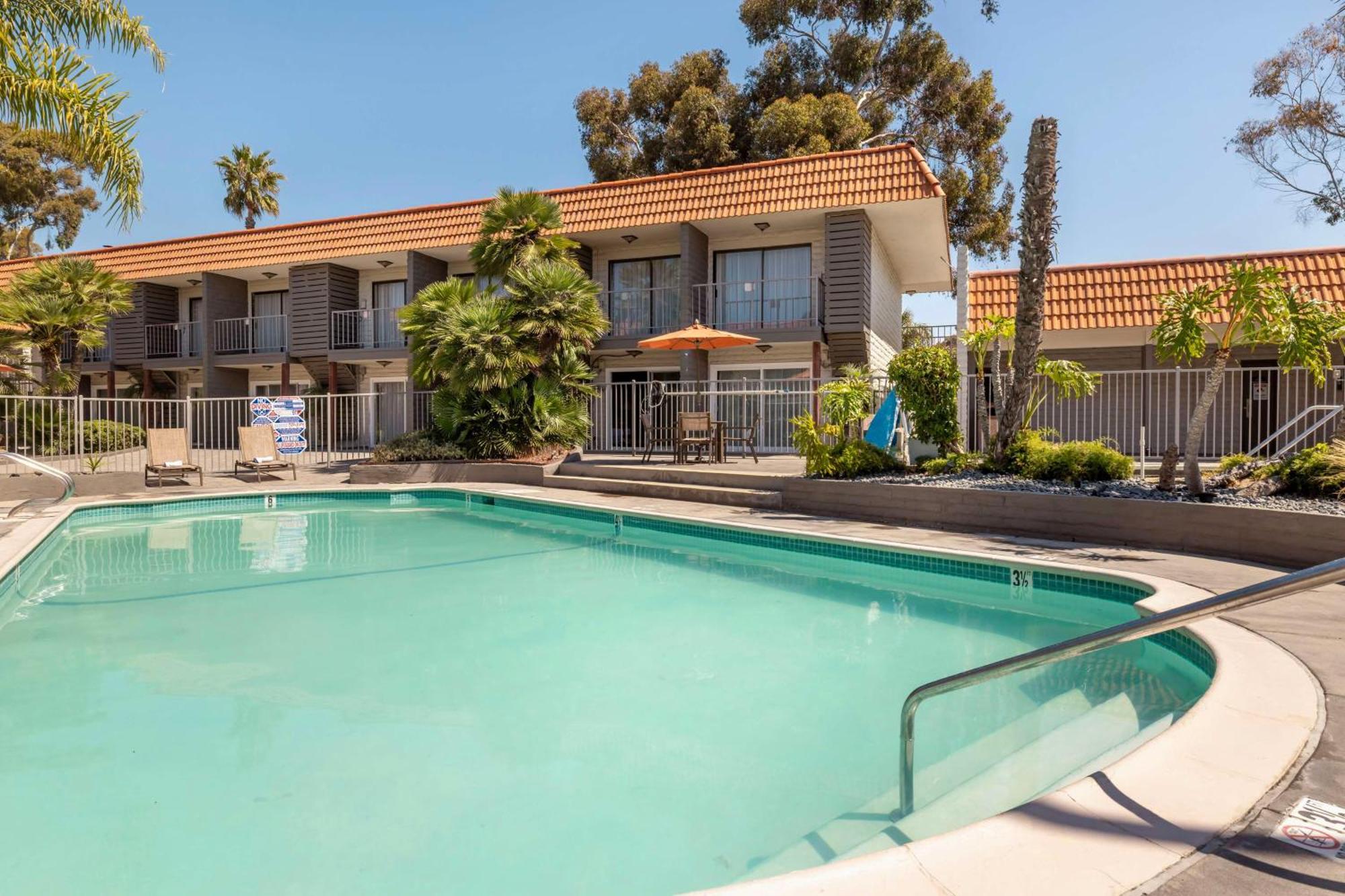Best Western Oceanside Inn Εξωτερικό φωτογραφία